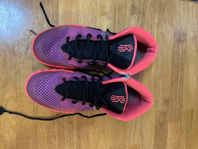 Used Size 9.5 (Women's 10.5) Men's Nike Kyrie 1 Shoes