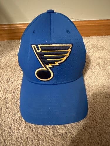 St. Louis Blues 2017 Large/Extra Large Adidas Draft Hat