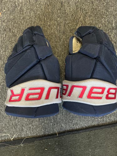 BAUER Vapor  TEAM GLOVES