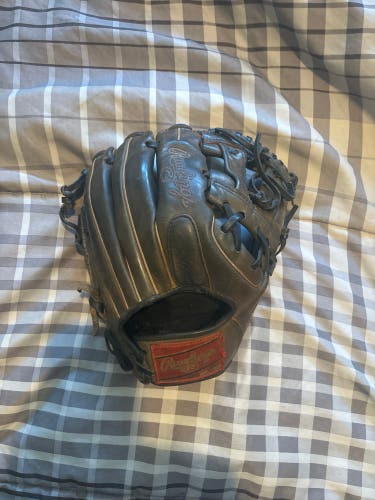 Used  Infield 11.5" Heart of the Hide Baseball Glove