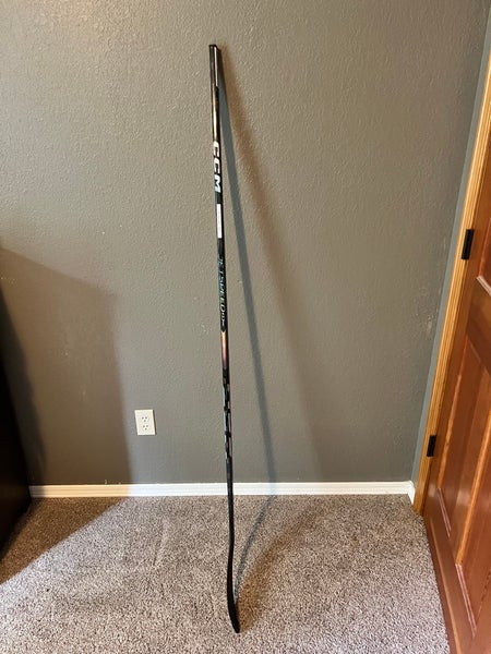 New Senior CCM Right Handed P29 Jetspeed FT7 Pro Hockey Stick