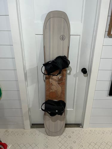 Cardiff Snowboard With Union Bindings