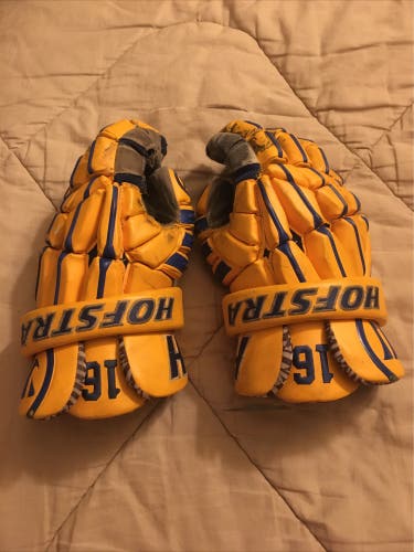 Hofstra College #16 Warrior Lacrosse Gloves 13”