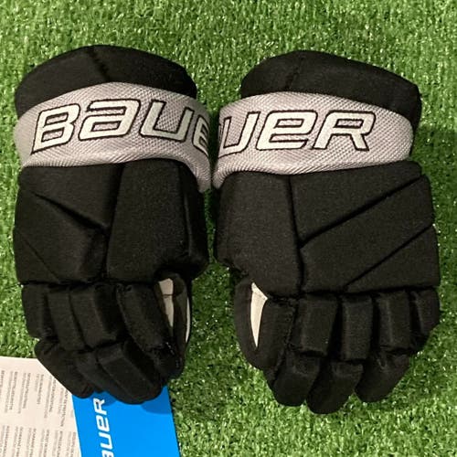 New Black Youth Bauer Vapor Team Providence Hockey Club Team Return Gloves 9"