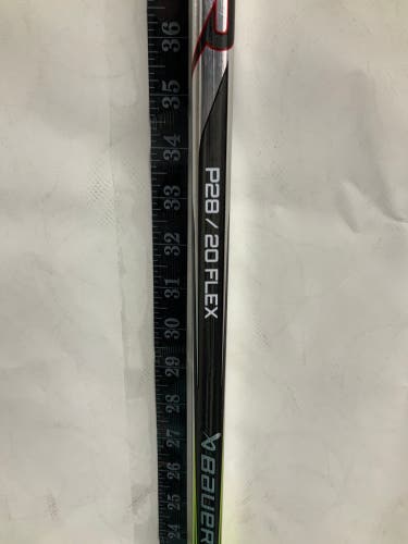 New Youth Bauer Vapor Hyperlite 2 Right 20 Flex P28 Stick