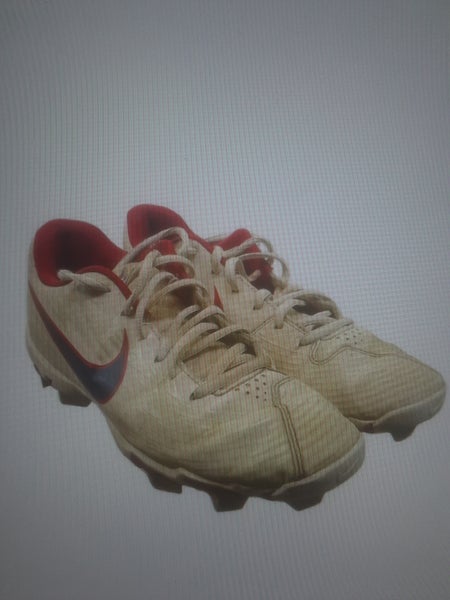 White Used Size 8.5 (Women's 9.5) Adult Men's Nike Low Top Molded Cleats