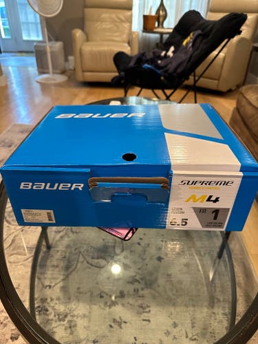 New Bauer Supreme M4 Hockey Skates Size 6.5 Fit 1