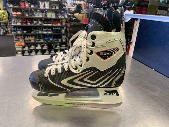 Used Ccm Vector Junior 05 Ice Hockey Skates