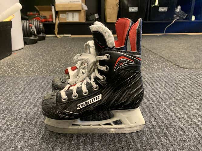 Used Bauer Vapor Youth 12.0 Ice Hockey Skates