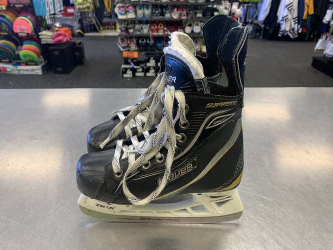 Used Bauer 140 Junior 01 Ice Hockey Skates