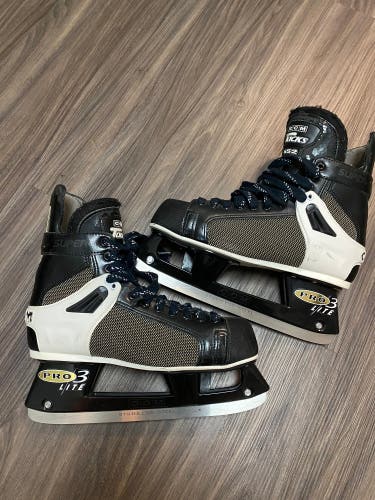 Used Senior CCM Regular Width 9.5 Super Tacks 652 Hockey Skates