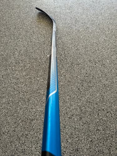 Nexus Bauer Hockey Stick