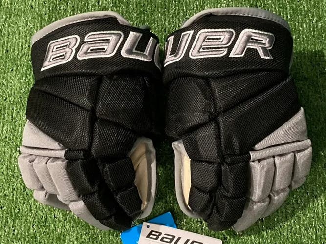 New Black Junior Bauer Vapor Pro Team Providence Hockey Club Team Return Gloves 10"