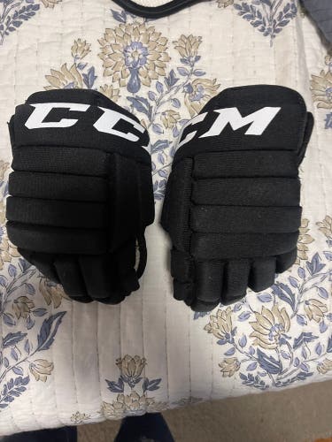 CCM JR 10" gloves