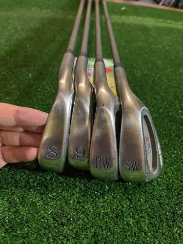 Founders Club Fresh Metal Set 8-PW,SW Ladies Flex Graphite Shafts