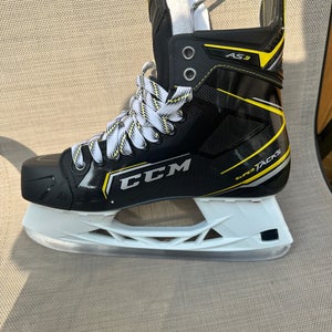 New Senior CCM Super Tacks AS3 Hockey Skates Regular Width 10