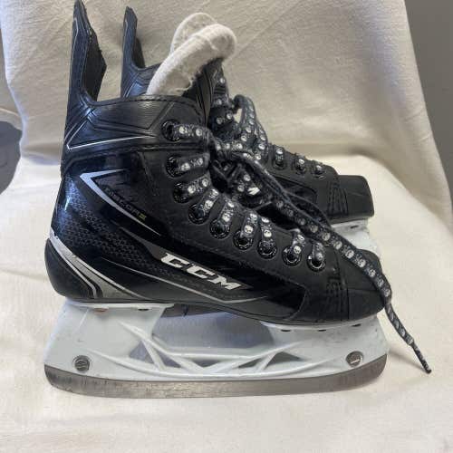 Junior Size 1 CCM RIBCORE 74K Ice Hockey Skates