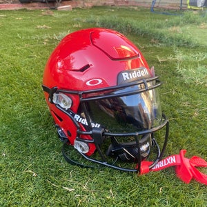 New Medium Adult Riddell SpeedFlex Helmet
