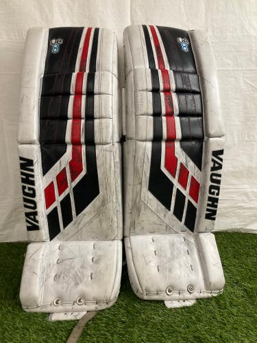 Used 30" Intermediate Vaughn Velocity VE8 Goalie Leg Pads