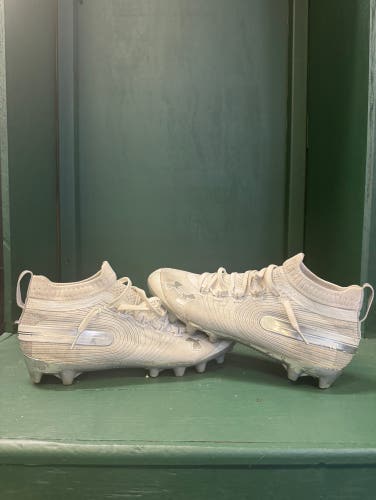 Barely Used White Under Armour Spotlight Cleats