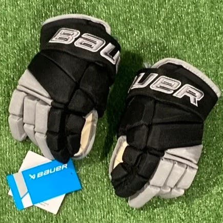 New Black Junior Bauer Vapor Pro Team Providence Hockey Club Team Return Gloves 11"