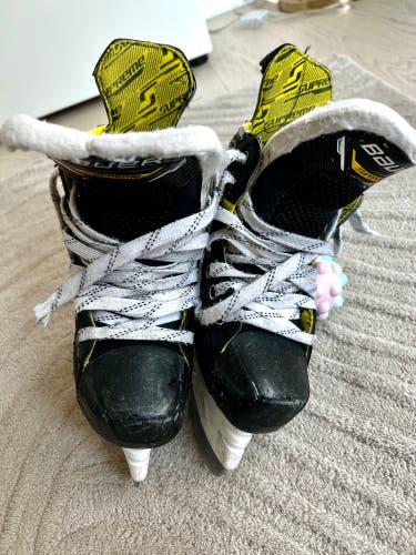 Bauer Supreme M4 Ice Hockey Skates - Junior