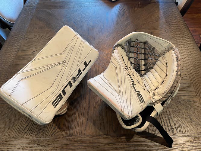 True L12.2 Glove and Blocker
