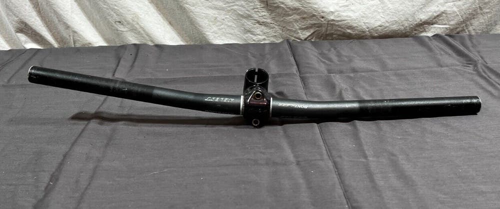 Bontrager Select 580mm Black Aluminum Flat Handlebar 50mm Stem  1-1/8" Steerer