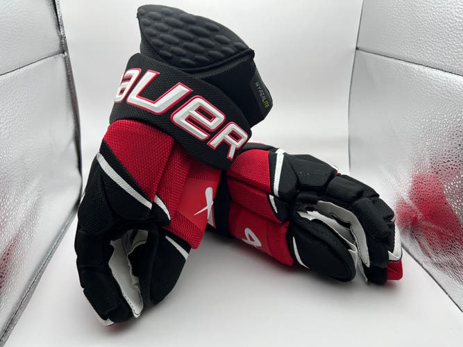 Bauer Vapor Hyperlite Gloves 13"