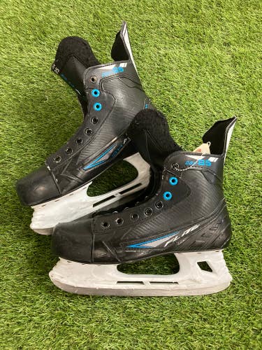 Used Senior Flite CGX-85 Chaos Hockey Skates Regular Width 8