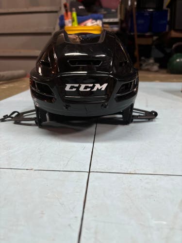 Never Used CCM 310 Small Hockey Helmet