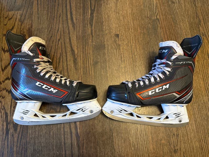 CCM Regular Width 8 JetSpeed FT370 Hockey Skates