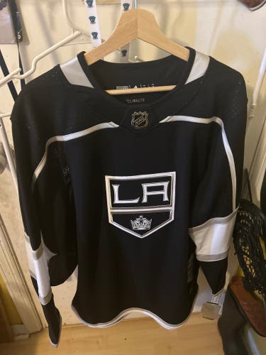 LA Kings 2016-17 Home Jersey