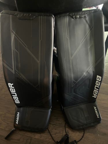 Bauer Supreme Mach Goalie pads