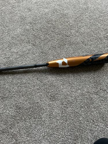 Used 2024 DeMarini USSSA Certified Composite 22 oz 30" Zoa Bat