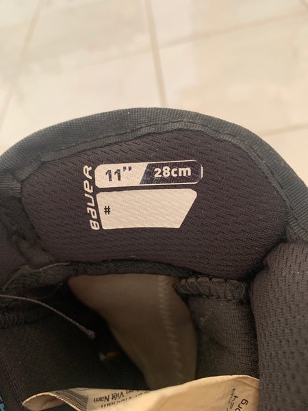Used Bauer 11" Supreme 3S Pro Gloves