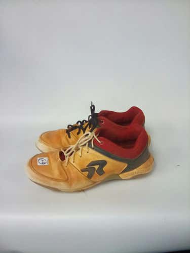 Used Ringor Cleat Sz10.5 Senior 10.5 Baseball And Softball Cleats