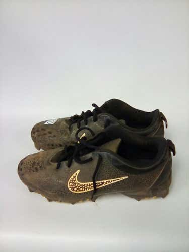 Used Nike 856434-016 Senior 11 Baseball And Softball Cleats