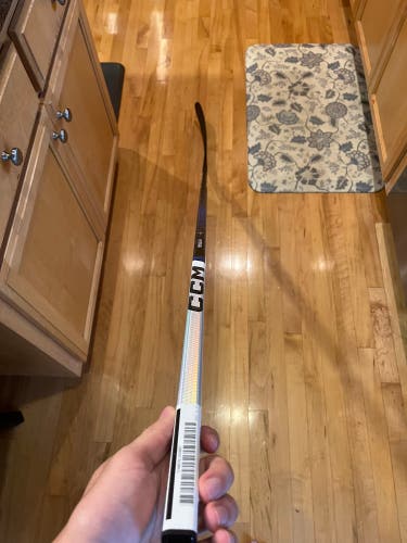 New Senior CCM Right Handed P90TM Pro Stock Jetspeed FT6 Pro Hockey Stick