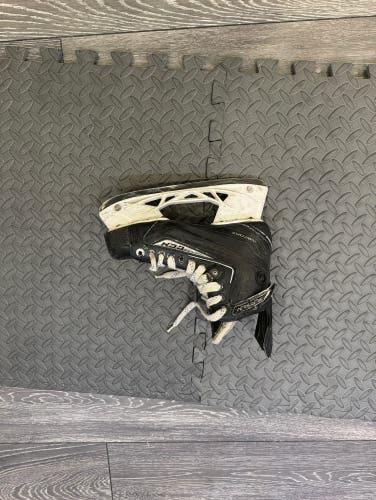 Used CCM Size 6 RibCor Platinum Hockey Skates