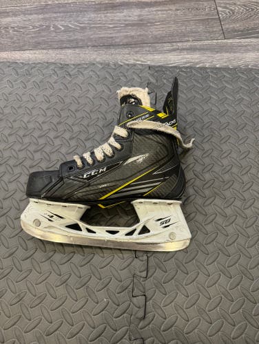 Used CCM  Size 6 Tacks 4092 Hockey Skates