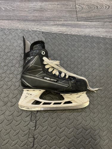 Used Bauer  Size 6 Supreme S150 Hockey Skates