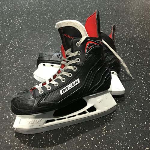 Used Bauer X250 Senior 5 Ice Hockey Skates