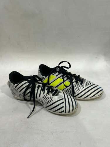 Used Adidas Junior 02 Indoor Soccer Indoor Cleats