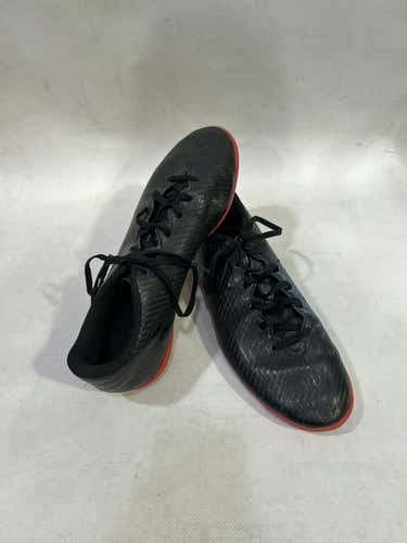 Used Adidas Senior 9 Indoor Soccer Indoor Cleats