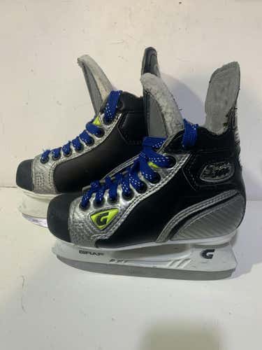 Used Graf Supra 301 Yth Hockey Skates Youth 12.0 Ice Hockey Skates