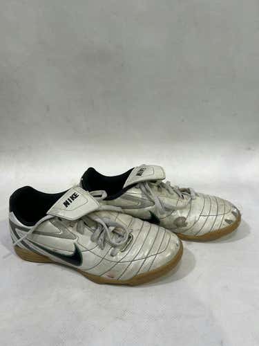 Used Nike Junior 03 Indoor Soccer Indoor Cleats