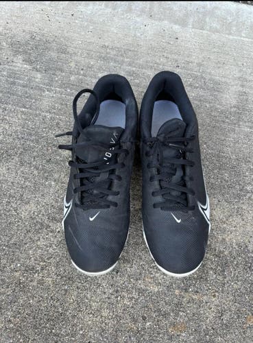 Nike Vapor Edge Shark football cleats, size 8