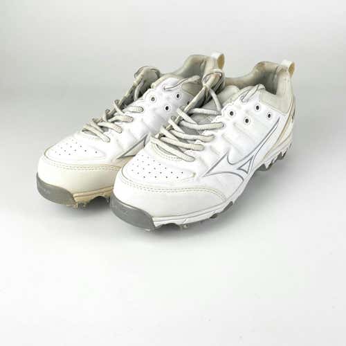 Used Mizuno Metal Softball Cleats Women's 6