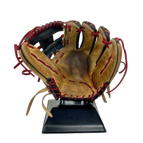 Used Wilson A200 Dp15 Fielders Glove Right Hand Throw 11 1 2"